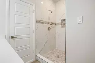 2515 Austin Ct, Granbury, TX 76048 - Photo 17