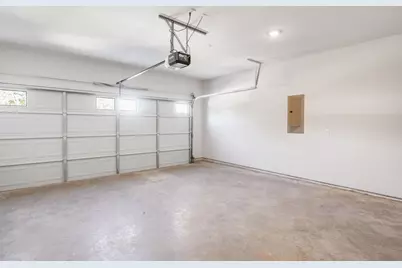 2515 Austin Court, Granbury, TX 76048 - Photo 25