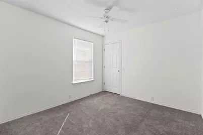 1025 Highland Station Drive, Saginaw, TX 76131 - Photo 27