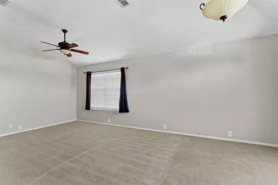 1025 Highland Station Drive, Saginaw, TX 76131 - Photo 7