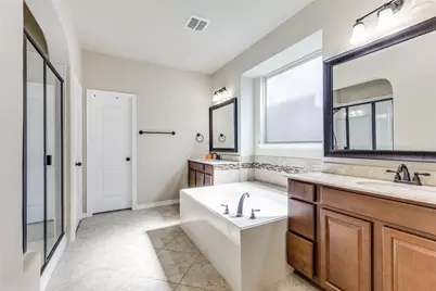 8625 Tribute Lane, Fort Worth, TX 76131 - Photo 17