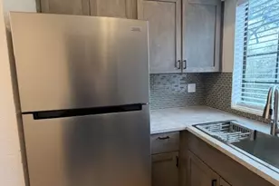 9747 Whitehurst Dr, Dallas, TX 75243 - Photo 7