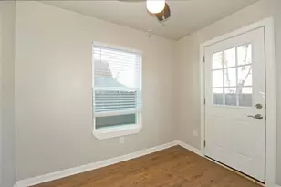 311 W Main St, Whitesboro, TX 76273 - Photo 11