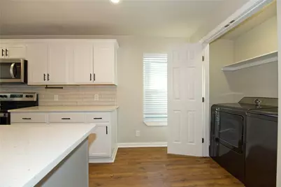 311 W Main Street, Whitesboro, TX 76273 - Photo 13