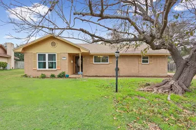 5719 Stratford Drive, Waco, TX 76710 - Photo 1