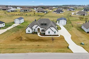 120 Southern Ct, Springtown, TX 76082 - Photo 1