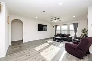 3229 Trails End Rd, Aubrey, TX 76227 - Photo 19