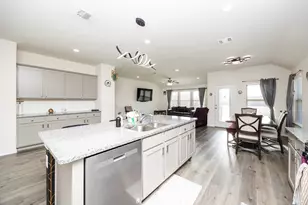 3229 Trails End Rd, Aubrey, TX 76227 - Photo 11