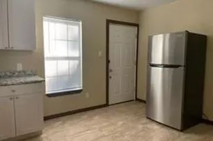 3626 Carpenter St, Dallas, TX 75210 - Photo 3