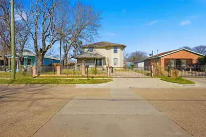 1907 Angelina Drive, Dallas, TX 75212 - Photo 1