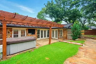 1108 Billie Ruth Ln, Hurst, TX 76053 - Photo 25