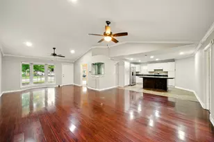 1108 Billie Ruth Ln, Hurst, TX 76053 - Photo 3