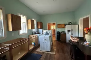 1519 S Travis St, Sherman, TX 75090 - Photo 9