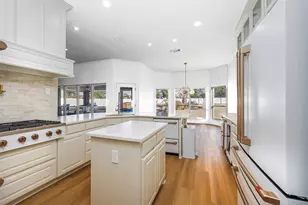 2100 Wood Duck Ln, Granbury, TX 76049 - Photo 9