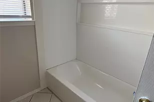 2904 Barnes Dr, Denton, TX 76209 - Photo 9