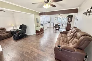 106 N 9th St, Sanger, TX 76266 - Photo 7