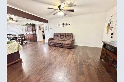 106 N 9th Street, Sanger, TX 76266 - Photo 9