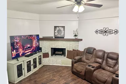 106 N 9th Street, Sanger, TX 76266 - Photo 11