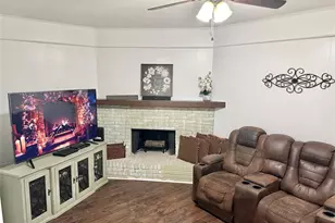 106 N 9th St, Sanger, TX 76266 - Photo 11