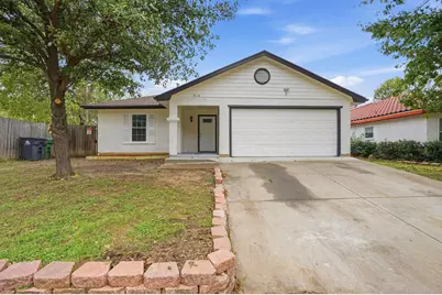 915 High Point Road, Arlington, TX 76015 - Photo 1