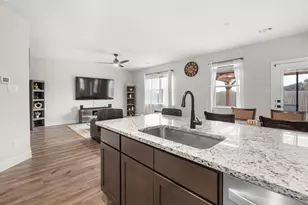 7632 Thunder River Rd, Fort Worth, TX 76120 - Photo 5