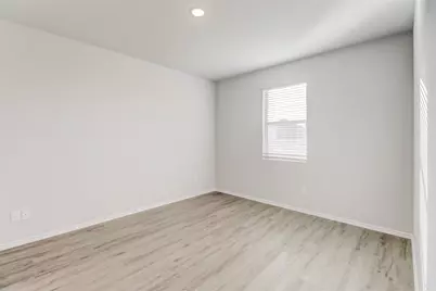 1413 Ester Lane, Ennis, TX 75119 - Photo 5