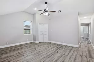 227 S Hampton Rd, Dallas, TX 75208 - Photo 27