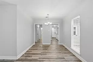 227 S Hampton Rd, Dallas, TX 75208 - Photo 11