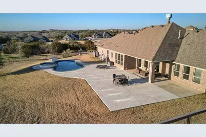 209 Martin Drive, Granbury, TX 76049 - Photo 31