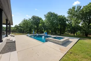 140 Vincas Shadow Ct, Driftwood, TX 78619 - Photo 29