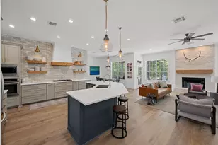 140 Vincas Shadow Ct, Driftwood, TX 78619 - Photo 11