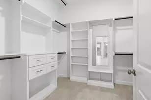 2005 Middlewood Cir, Granbury, TX 76049 - Photo 23