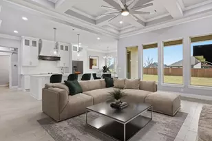 2005 Middlewood Cir, Granbury, TX 76049 - Photo 7