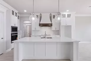 2005 Middlewood Cir, Granbury, TX 76049 - Photo 13