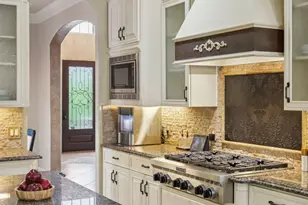 3007 Sunray Valley Ct, Arlington, TX 76012 - Photo 15