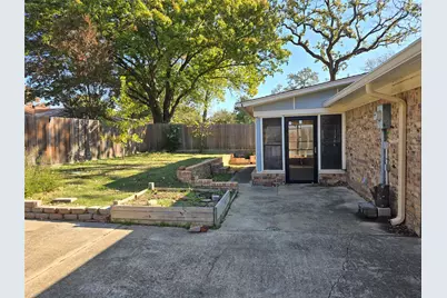 2822 Oak Forest Drive, Grapevine, TX 76051 - Photo 35