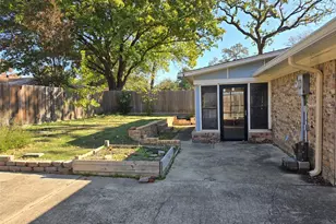 2822 Oak Forest Dr, Grapevine, TX 76051 - Photo 35