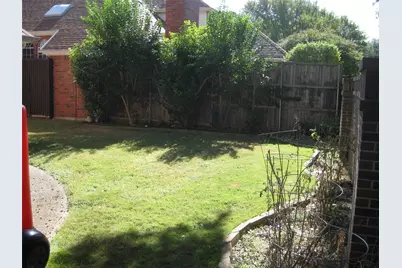 3838 Azure Lane, Addison, TX 75001 - Photo 9