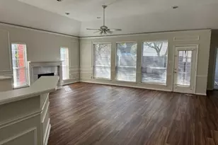 3838 Azure Ln, Addison, TX 75001 - Photo 3