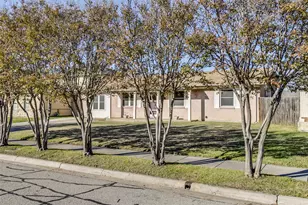 1105 Fairdale St, Irving, TX 75062 - Photo 31