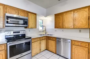 1105 Fairdale St, Irving, TX 75062 - Photo 13