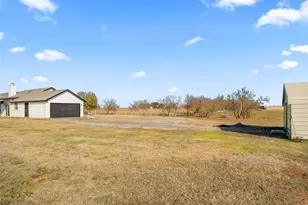 396 Bobcat Rd, Sanger, TX 76266 - Photo 35
