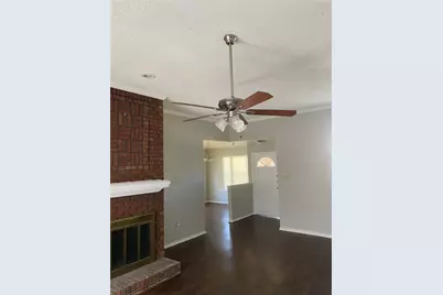 905 Aspen Drive, DeSoto, TX 75115 - Photo 3