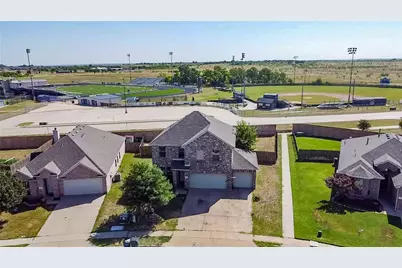 62 N Highland Drive, Sanger, TX 76266 - Photo 15