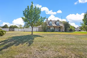 20602 Hackberry Creek Park Rd, Frisco, TX 75036 - Photo 17