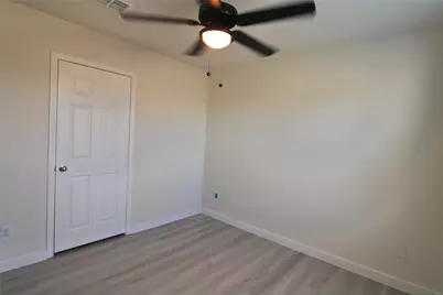 949 Shire Avenue, Haslet, TX 76052 - Photo 9