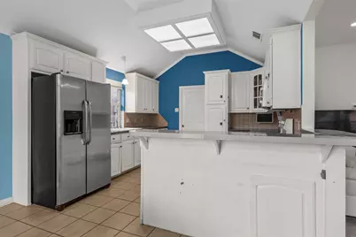 2916 Comanche Trail, Waco, TX 76712 - Photo 7