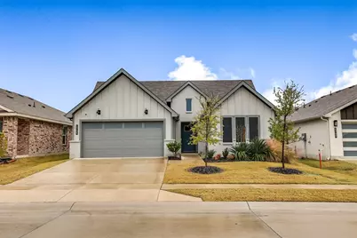 1704 Battery Park Drive, Alvarado, TX 76009 - Photo 1