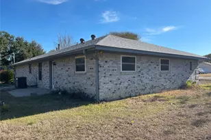 254 Spring Brook Dr, Mansfield, TX 76063 - Photo 5