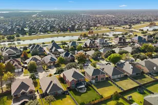 2812 Tranquilo Dr, Grand Prairie, TX 75054 - Photo 37